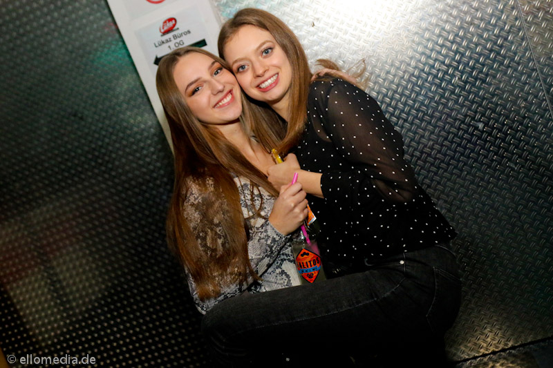 IMG 7863181227